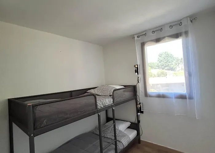 Mazet Climatise Avec Piscine & Tennis Calme Proche Lavandou Dom wakacyjny *